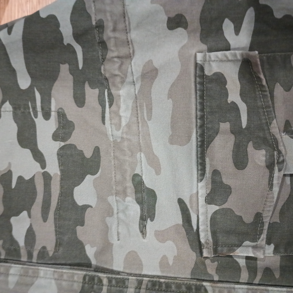 Universal Thread Camouflage Jean Jacket - image 4